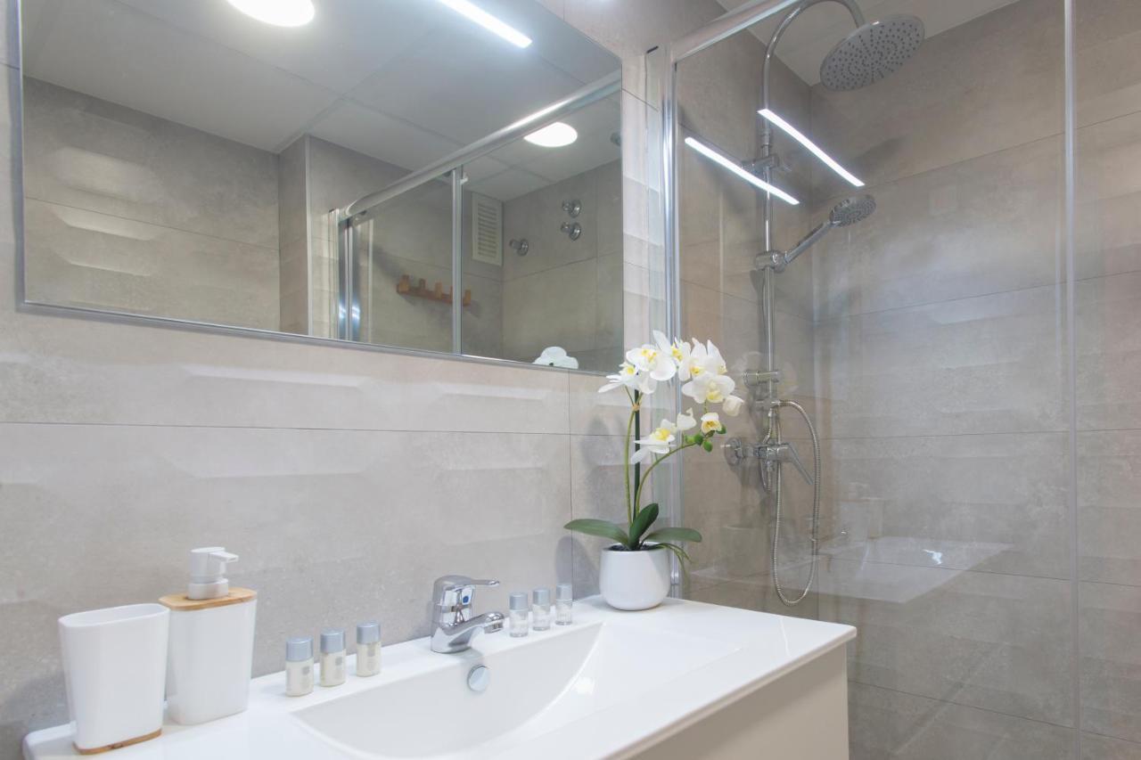 Apartamento Santuario De La Victoria Málaga Dış mekan fotoğraf