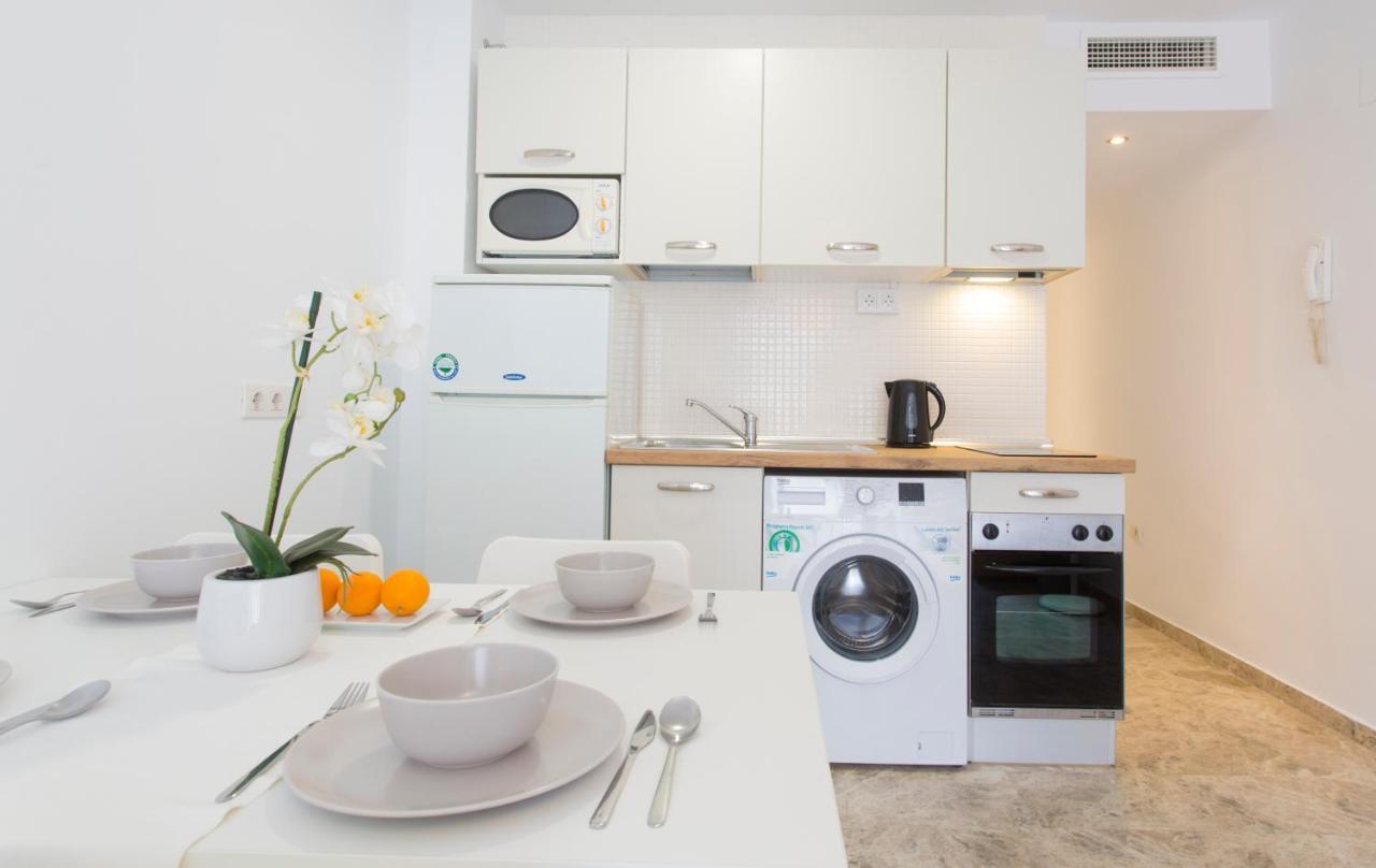 Apartamento Santuario De La Victoria Málaga Dış mekan fotoğraf