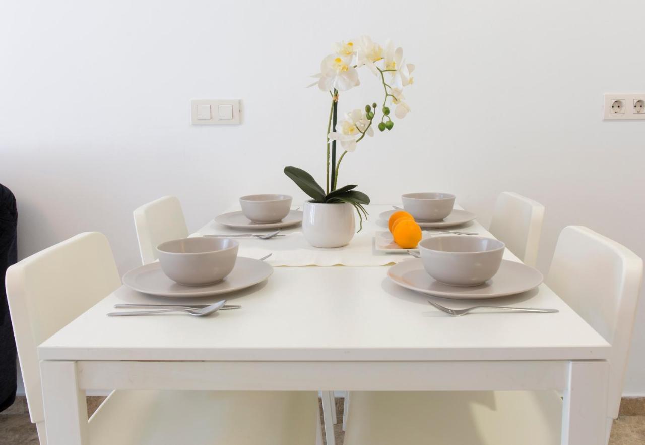 Apartamento Santuario De La Victoria Málaga Dış mekan fotoğraf