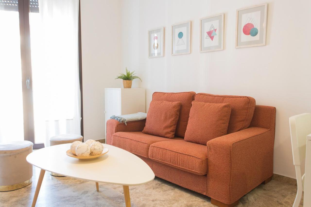 Apartamento Santuario De La Victoria Málaga Dış mekan fotoğraf