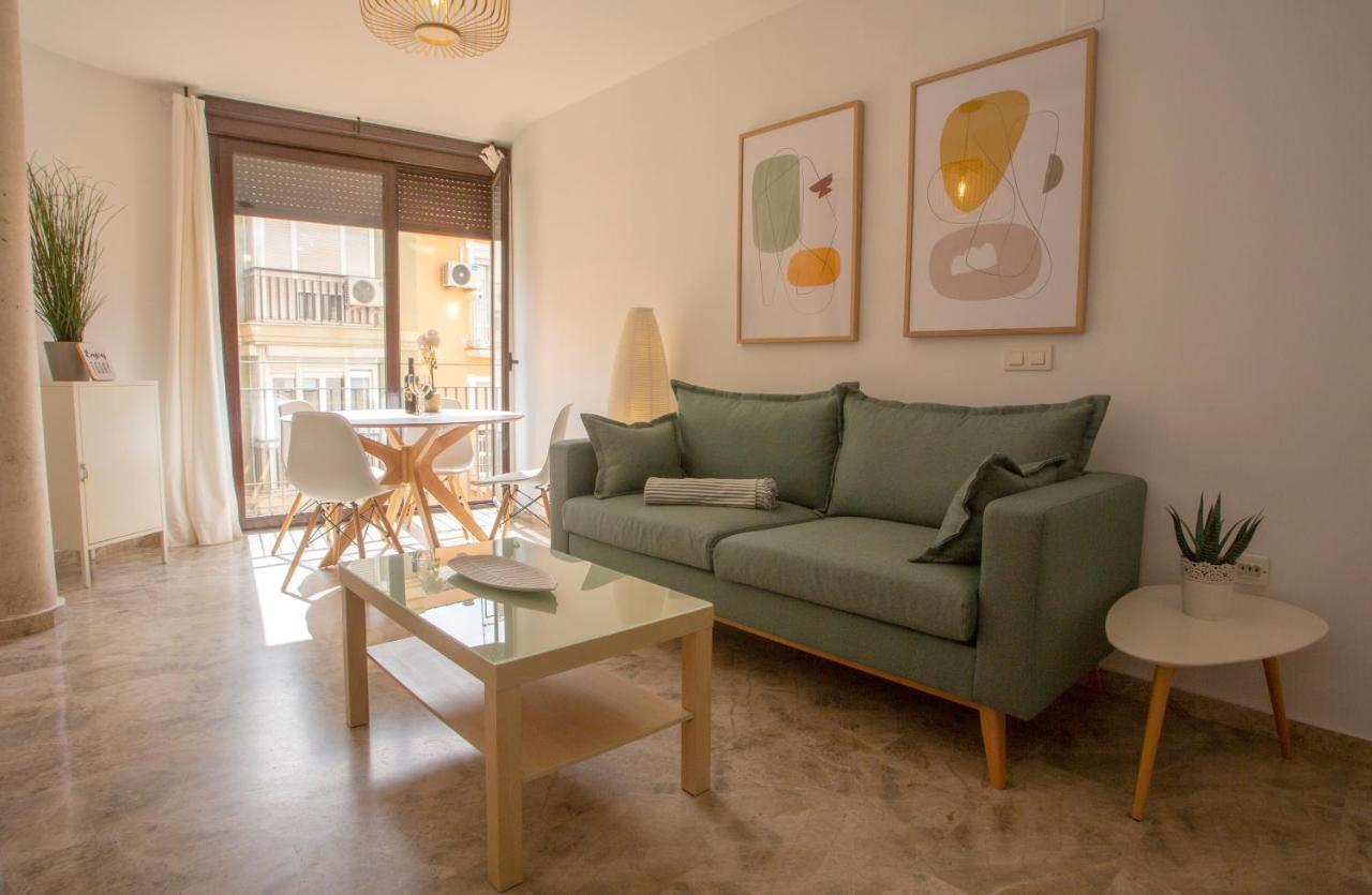 Apartamento Santuario De La Victoria Málaga Dış mekan fotoğraf