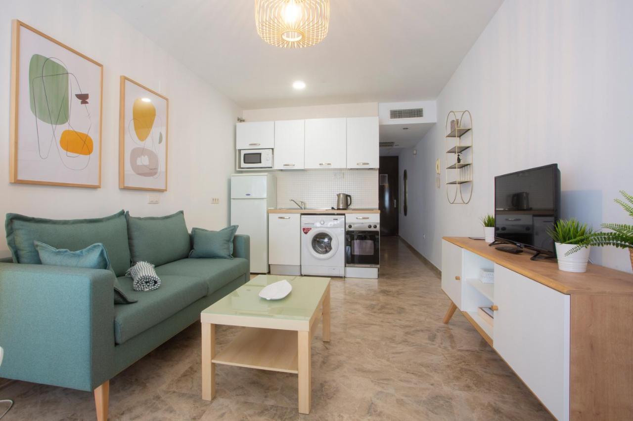 Apartamento Santuario De La Victoria Málaga Dış mekan fotoğraf