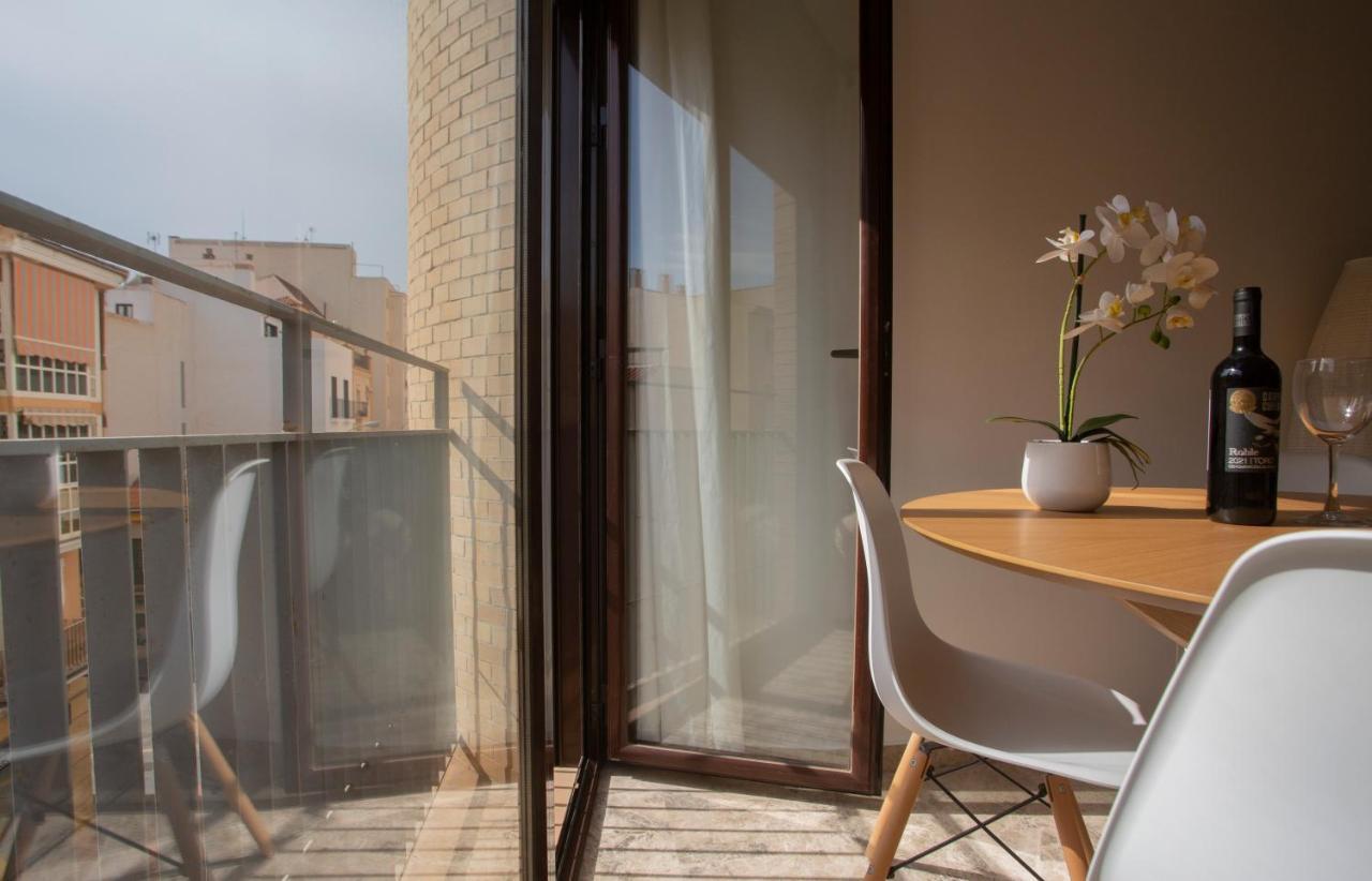 Apartamento Santuario De La Victoria Málaga Dış mekan fotoğraf