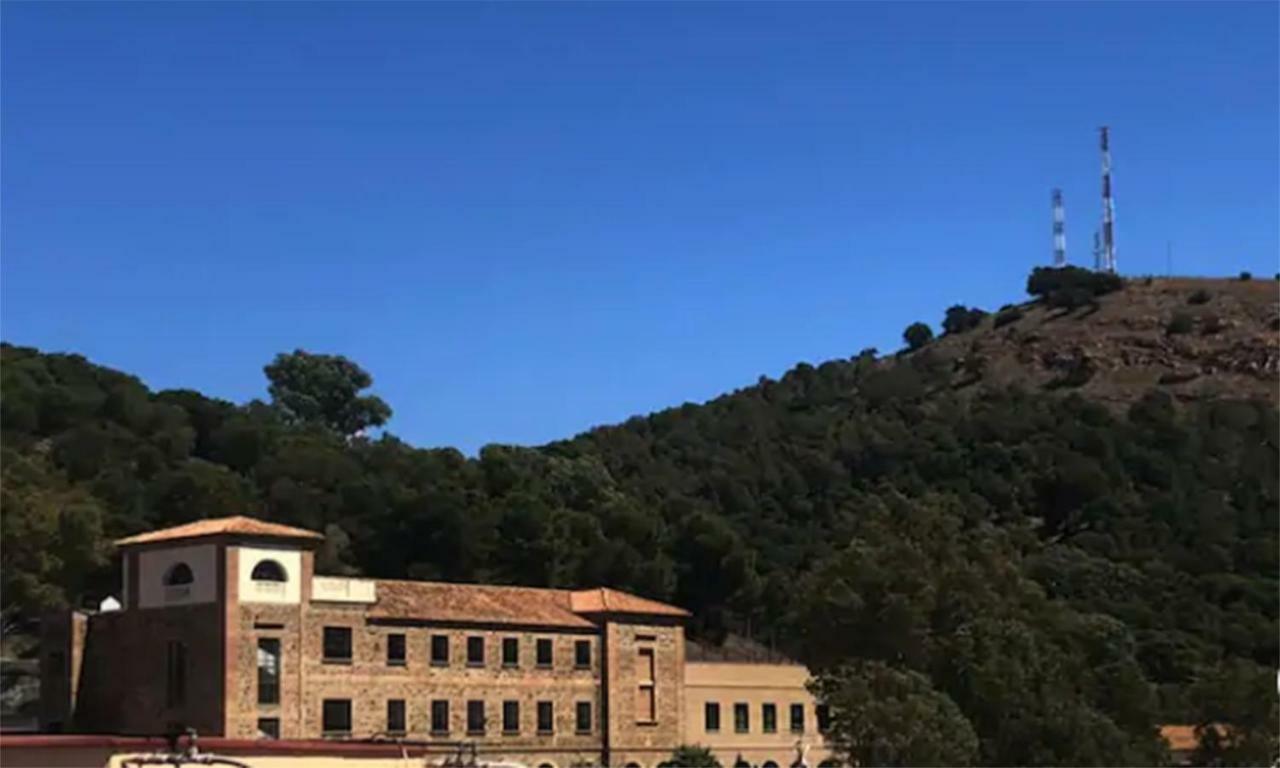 Apartamento Santuario De La Victoria Málaga Dış mekan fotoğraf